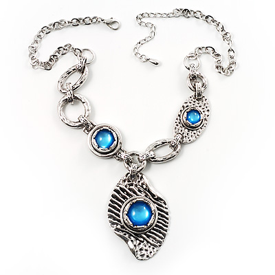 Antique Silver Vintage Hammered Drop Necklace (Sky Blue)