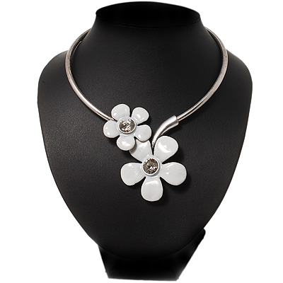 White Enamel Floral Choker Necklace In Silver Plated Metal - main view