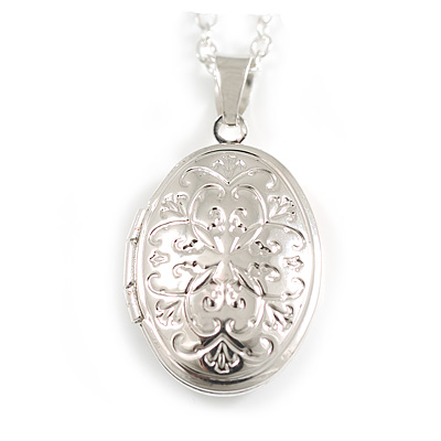 20mm Tall/Silver Tone Oval Locket Pendant with Silver Tone Chain - 43cm L/ 5cm Ext