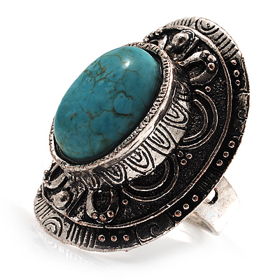 Oval Hammered Turquoise Stone Fashion Ring (Burn Silver Tone) - main view