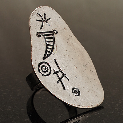 Vintage Hieroglyph Curve Plate Ring (Burn Silver Tone) - main view