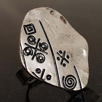 Vintage Hieroglyph Hammered Plate Ring (Burn Silver Tone) - main view