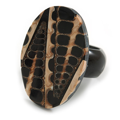 35mm/Brown/Black Oval Shape Sea Shell Ring/Handmade/ Slight Variation In Colour/Natural Irregularities - main view