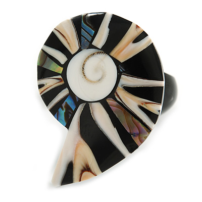 35mm/Black/White/Cream/Abalone Sea Shell Shape Sea Shell Ring/Handmade/ Slight Variation In Colour/Natural Irregularities - main view