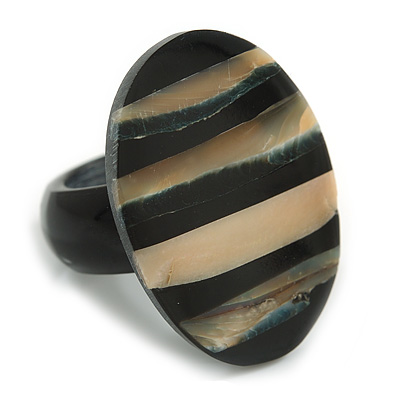 32mm/Black/Beige/Natural Oval Shape Sea Shell Ring/Handmade/ Slight Variation In Colour/Natural Irregularities - main view