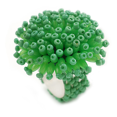 35mm Diameter/Apple Green Acrylic/Glass Bead Daisy Flower Flex Ring - Size M - main view