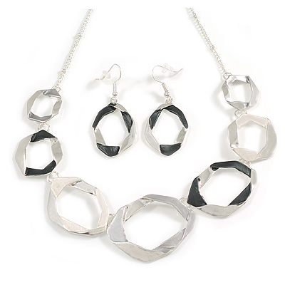 Metallic Silver/Black Enamel Graduated Link Necklace And Stud Earring Set in Silver Tone - 42cm L/ 6cm Ext